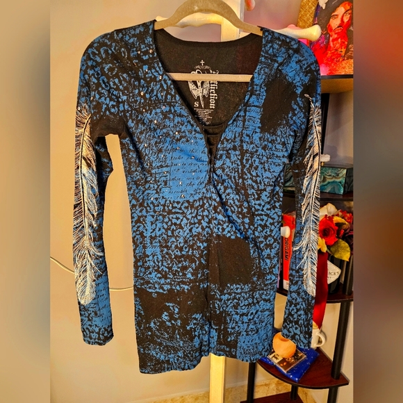 Affliction long-sleeved size small. Blue with metallic skull and crossbones. - Picture 2 of 2